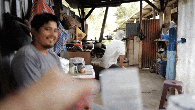 Farmerssnvatten-ezgif.com-cut.gif__PID:cdbba3ed-c9ac-4487-b6c1-e495f256c679