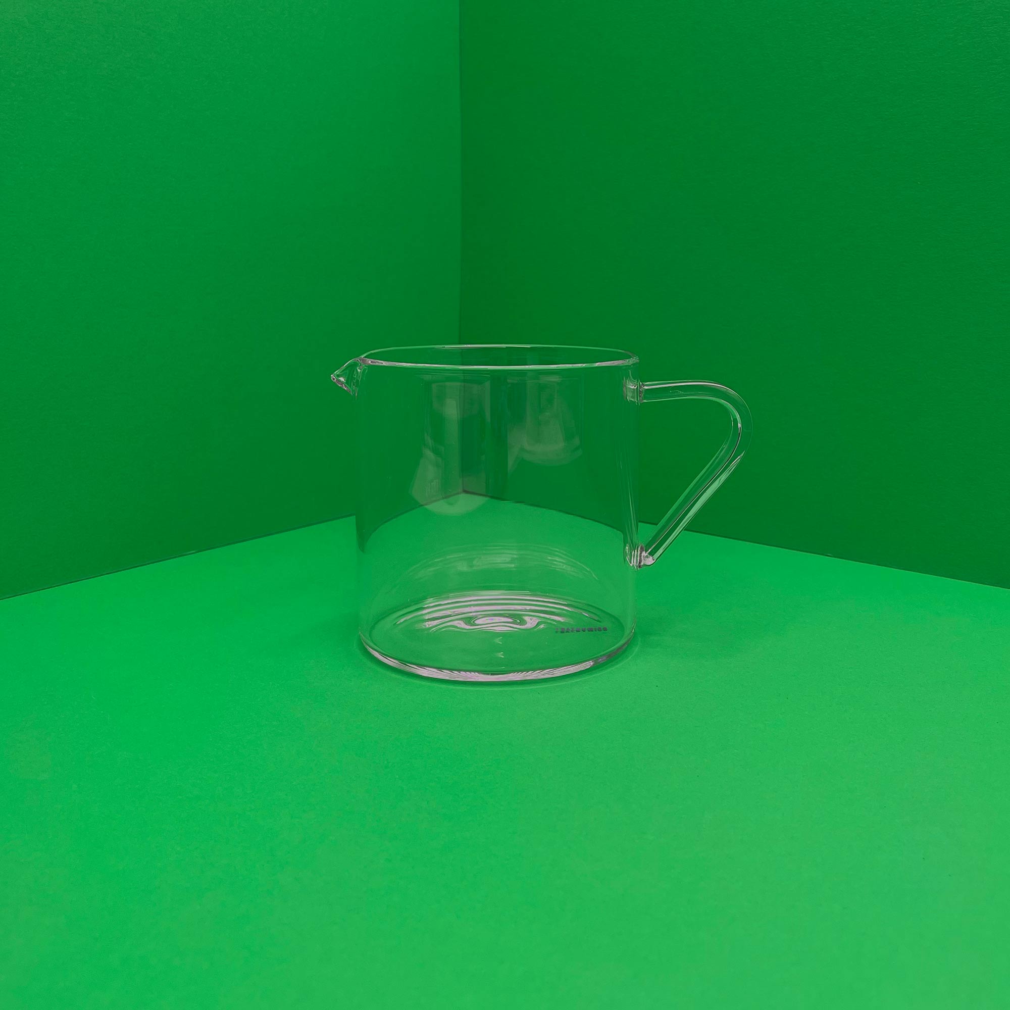 Loveramics straight glass server jug