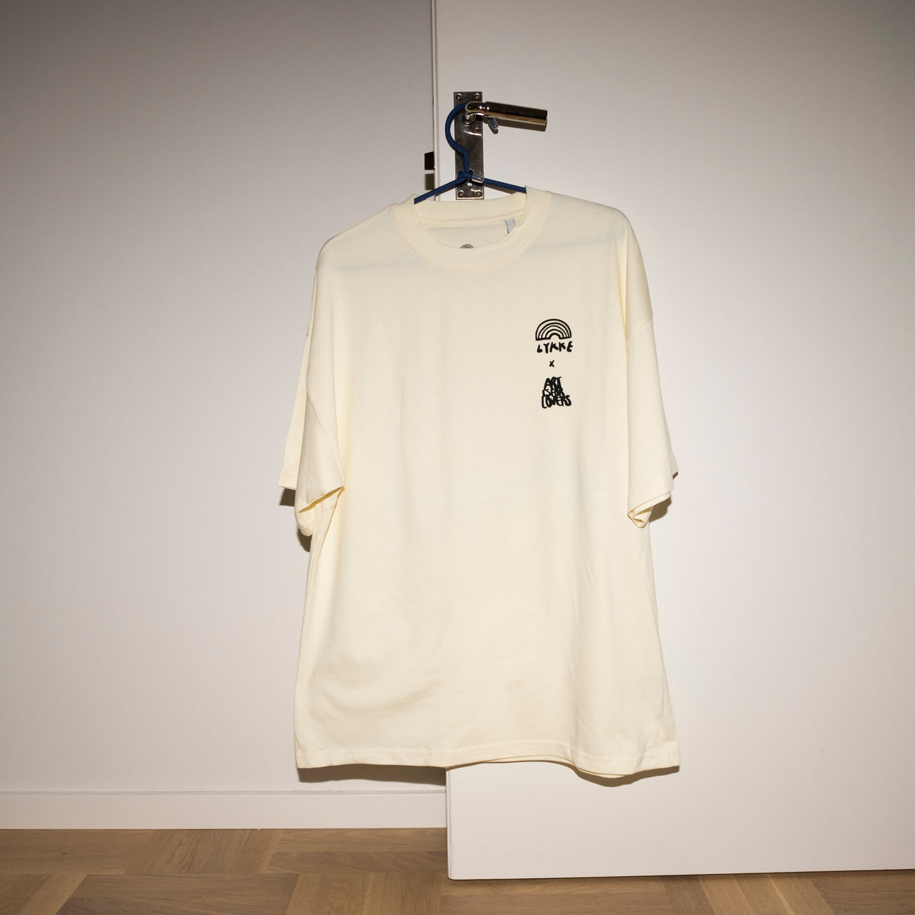 Lykke x Artisforlovers T-shirt - Unisex