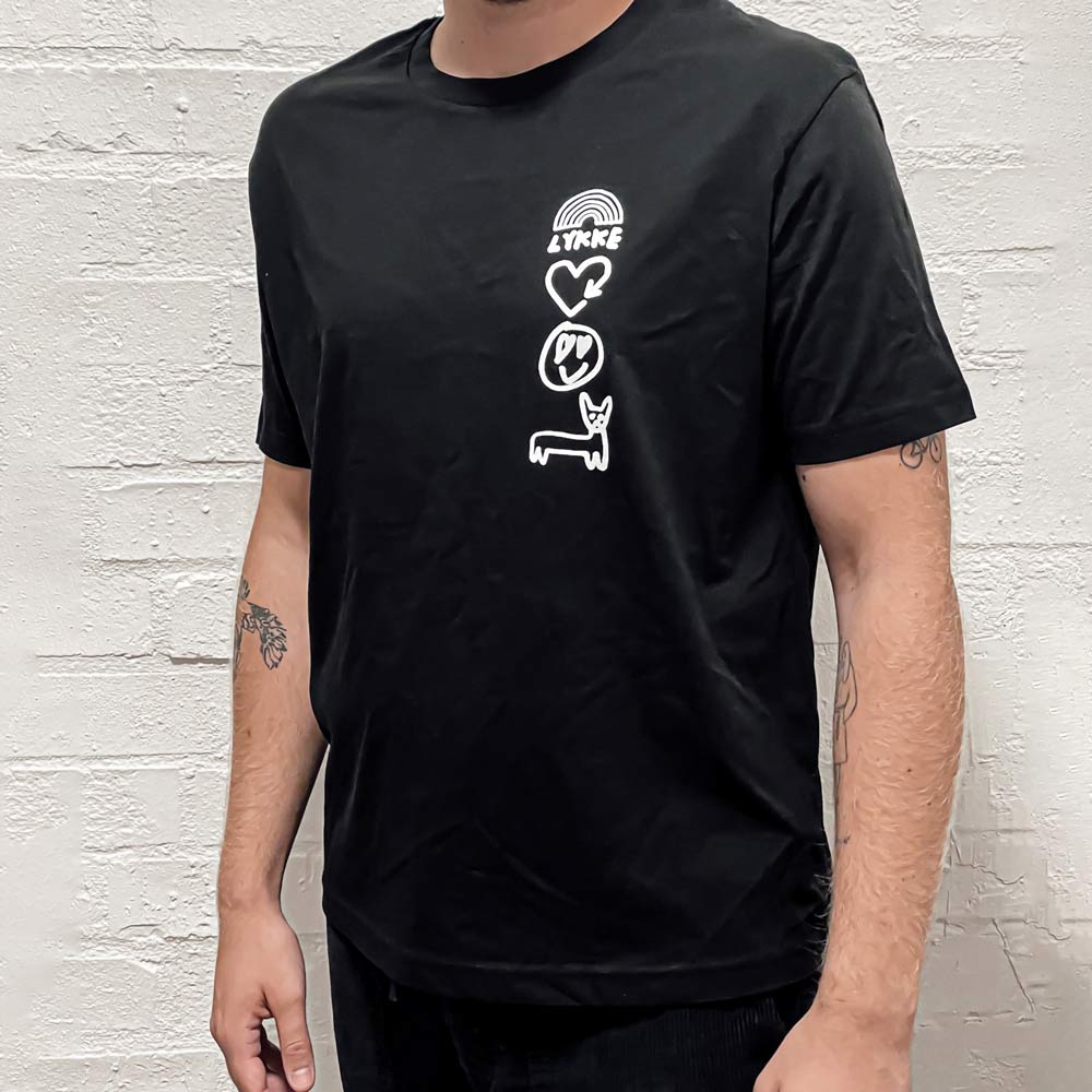 Black T-shirt – Icon - Lykke Kaffegårdar