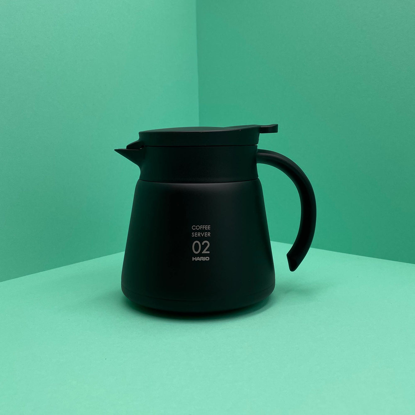 Hario Insulated Stainless Steel Server V60-02 Black - Lykke Kaffegårdar